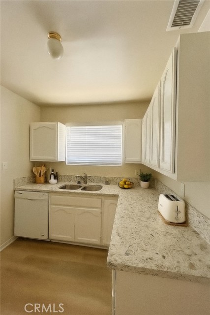 10563 Las Lunitas Avenue, Tujunga CA: https://media.crmls.org/medias/1913508c-3415-4ea5-a1d3-0bd530a341b6.jpg