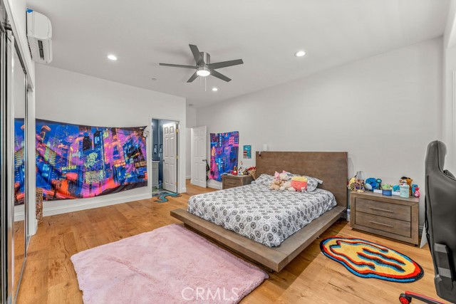 Image 21 of 51 For 2189 Myers Street