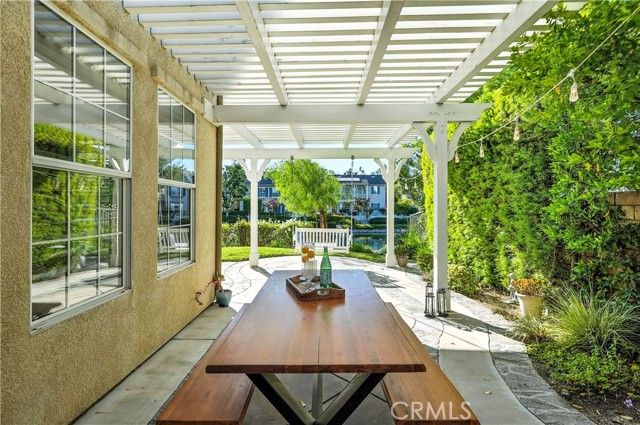 27052 Island Road, Valencia CA: https://media.crmls.org/medias/19142be1-97f7-425f-b910-0264560eb7ff.jpg