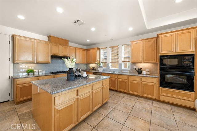 928 Kingsford Street, Monterey Park CA: https://media.crmls.org/medias/19145af6-9a51-4262-8076-a0b2f28a2285.jpg