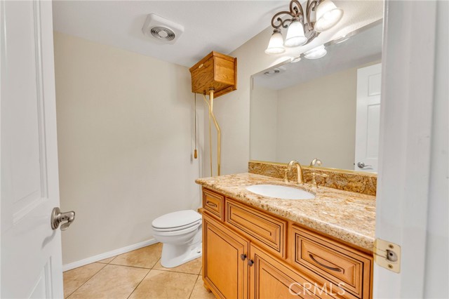 294 W Buffington Street, Upland CA: https://media.crmls.org/medias/19148e37-497b-41ee-a128-ff26a7da1422.jpg