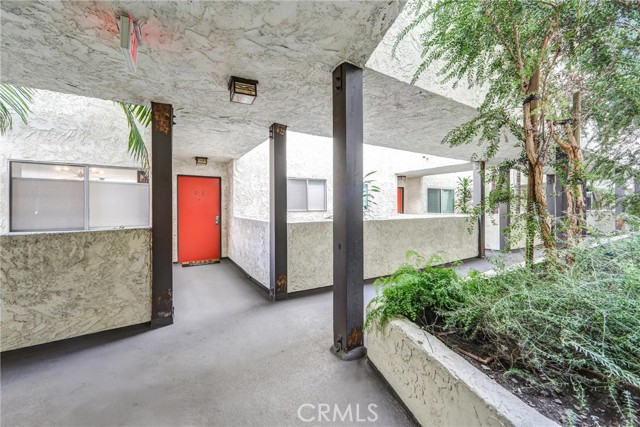 Detail Gallery Image 19 of 24 For 8400 De Longpre #212,  West Hollywood,  CA 90069 - 2 Beds | 2 Baths