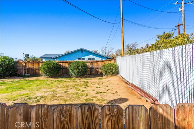 Detail Gallery Image 22 of 35 For 16422 Tolowa, Apple Valley,  CA 92307 - 3 Beds | 2 Baths