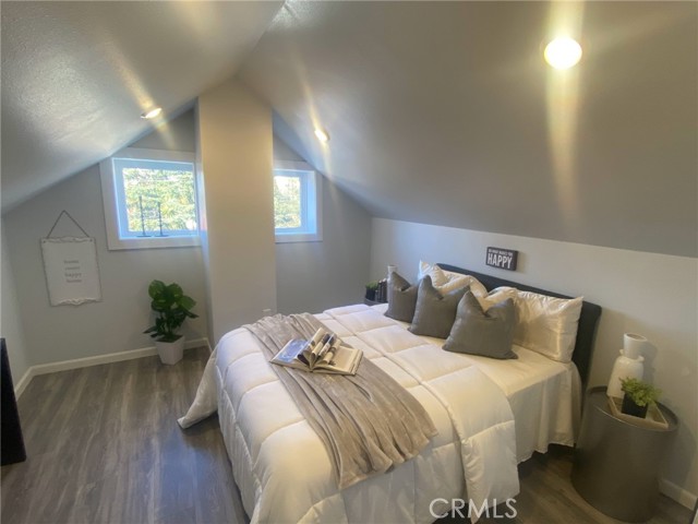 Detail Gallery Image 5 of 24 For 3520 Harrison St, Oakland,  CA 94611 - 2 Beds | 2/1 Baths