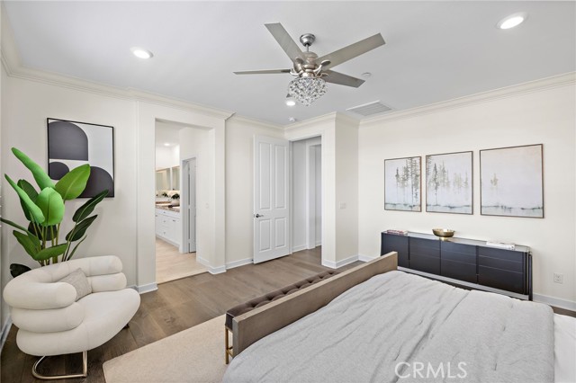 103 Aims, Irvine CA: https://media.crmls.org/medias/19174a58-3ef0-4bc9-b25e-f147c38dfb2d.jpg