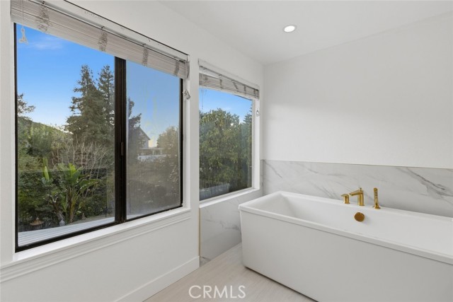 Detail Gallery Image 24 of 43 For 489 Oakhampton, Thousand Oaks,  CA 91361 - 4 Beds | 4 Baths