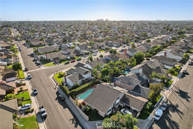 Detail Gallery Image 63 of 66 For 10201 Beverly Dr, Huntington Beach,  CA 92646 - 5 Beds | 2/1 Baths