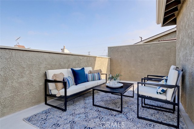 2017 Curtis Avenue, Redondo Beach, California 90278, 3 Bedrooms Bedrooms, ,2 BathroomsBathrooms,Residential,Sold,Curtis,SB21161029
