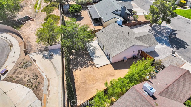 14463 Birchwood Drive, Hesperia CA: https://media.crmls.org/medias/1917e9d9-8acb-4967-b97d-21d250cbcd25.jpg