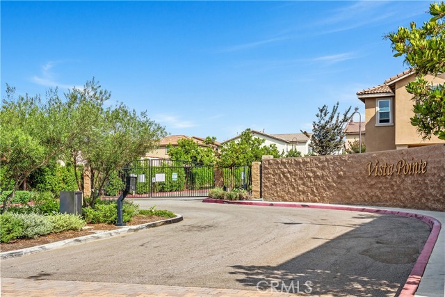 Detail Gallery Image 28 of 28 For 1417 Turin Ln, Los Angeles,  CA 90047 - 3 Beds | 2/1 Baths