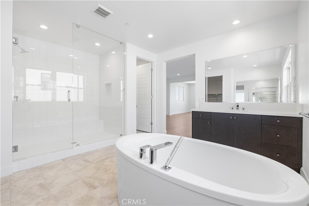 MLS #OC26146545 image #18