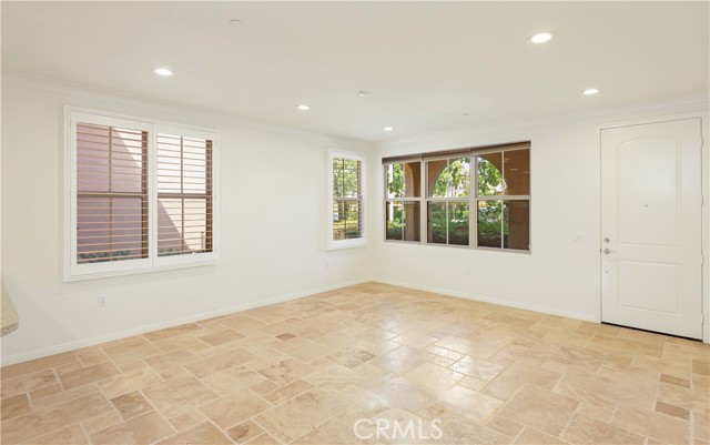 138 Coralwood, Irvine CA: https://media.crmls.org/medias/19190cbd-52f3-46ee-83e3-f0b52070c88a.jpg