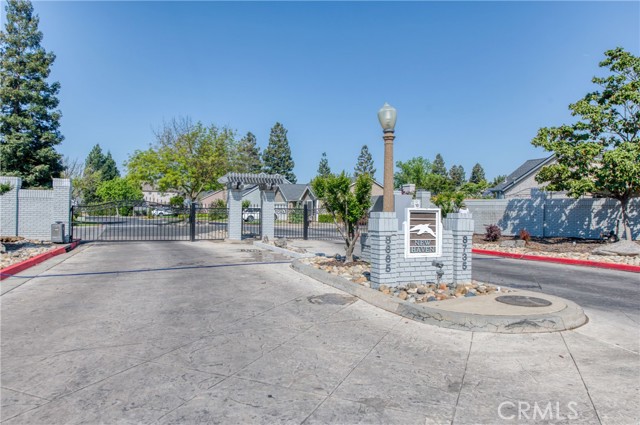 Detail Gallery Image 25 of 27 For 8665 N Cedar Ave #134,  Fresno,  CA 93720 - 3 Beds | 2 Baths