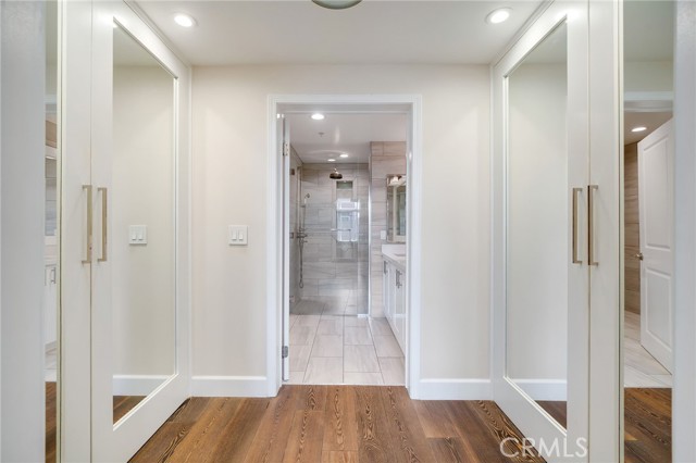 Detail Gallery Image 7 of 24 For 125 N Raymond Ave #205,  Pasadena,  CA 91103 - 2 Beds | 2/1 Baths