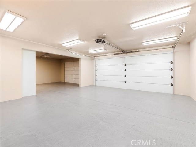 13136 Tawya Road, Apple Valley CA: https://media.crmls.org/medias/1919481e-ce85-47b9-858c-9ab2f87b4d82.jpg