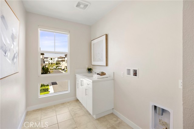 Detail Gallery Image 22 of 73 For 130 Pin, Lake Forest,  CA 92630 - 5 Beds | 3/1 Baths