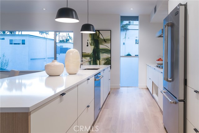 1150 Rowell Avenue, Manhattan Beach, California 90266, 3 Bedrooms Bedrooms, ,2 BathroomsBathrooms,Residential,Sold,Rowell,SB17002939
