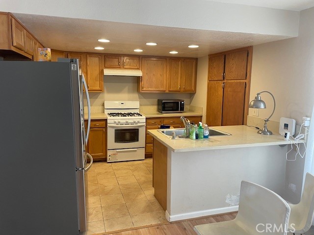 4666 Pinecrest, Huntington Beach CA: https://media.crmls.org/medias/1919bc20-8c88-4ab0-99f0-2695218decd9.jpg