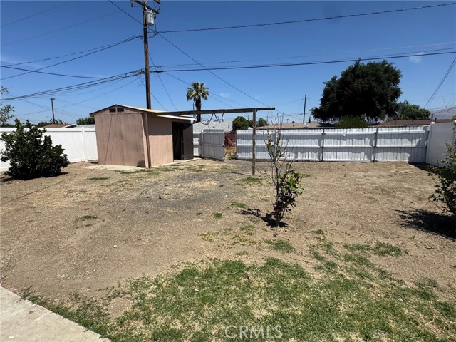 Image 22 of 29 For 926 Griffith Way