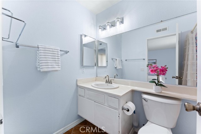 Image 17 of 26 For 17300 Azalea Court