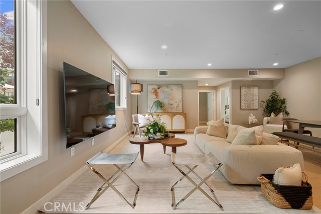 Detail Gallery Image 11 of 39 For 39 S Los Robles #3019,  Pasadena,  CA 91101 - 2 Beds | 2 Baths