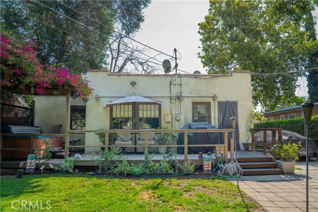 7319 Owensmouth Avenue, Canoga Park CA: https://media.crmls.org/medias/191c72af-c7a3-46a4-b0c5-0662c709e6a0.jpg