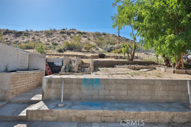 Detail Gallery Image 20 of 28 For 15461 Hesperia Rd, Victorville,  CA 92395 - 2 Beds | 1 Baths