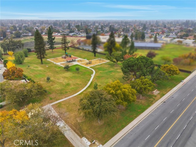 Detail Gallery Image 42 of 42 For 2404 Prestwick Ct, Bakersfield,  CA 93309 - 3 Beds | 2 Baths