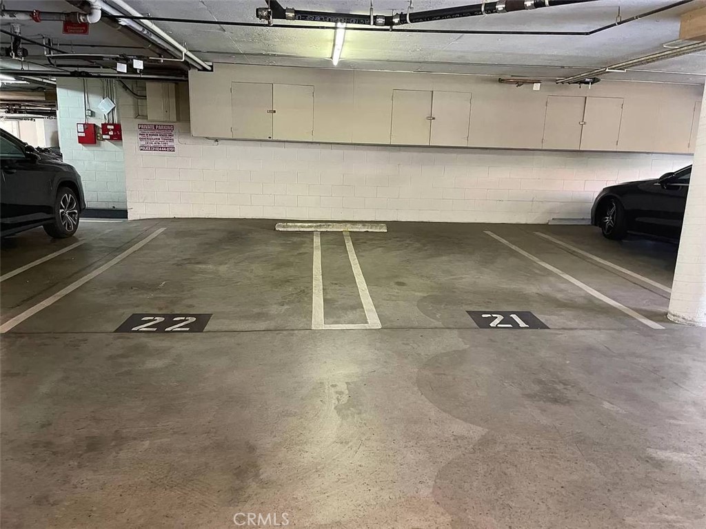 https://media.crmls.org/medias/191e7939-7cac-4484-96a4-43b9f747b5ec.jpg?preset=X-Large