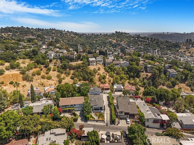 Detail Gallery Image 33 of 35 For 3560 Lavell Dr, Los Angeles,  CA 90065 - 4 Beds | 4 Baths
