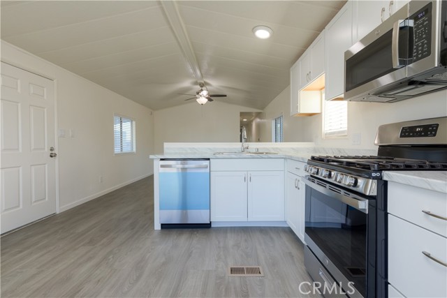 Image 10 of 31 For 1047 14th  