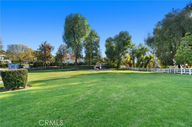 19 Coraltree Lane, Rolling Hills Estates CA: https://media.crmls.org/medias/191ea95e-63c3-4d85-93ef-c2fa5a58d44e.jpg