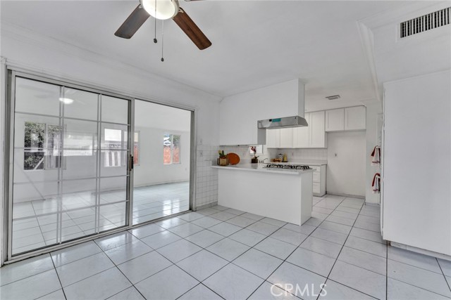 1794 Plaza Serena, Ontario CA: https://media.crmls.org/medias/191f1e13-9595-4879-a355-d86d46de19e2.jpg
