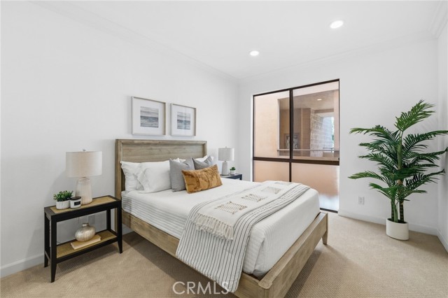 727 Esplanade, Redondo Beach, California 90277, 2 Bedrooms Bedrooms, 0 ,2 BathroomsBathrooms,Residential,For Sale,Esplanade,0,SB26097055