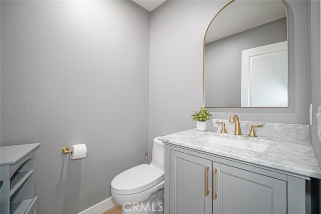 Detail Gallery Image 31 of 58 For 542 Arbor Ct, Simi Valley,  CA 93065 - 4 Beds | 2/1 Baths