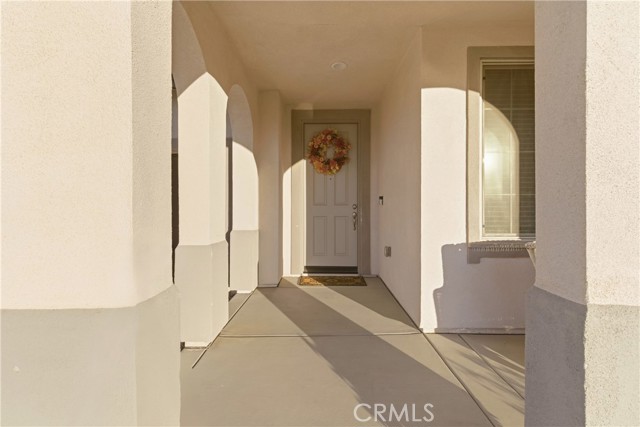 Detail Gallery Image 3 of 43 For 13269 Fremontia, Victorville,  CA 92392 - 5 Beds | 2/1 Baths