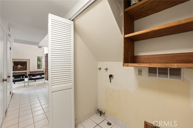 Detail Gallery Image 22 of 30 For 11831 Courtleigh Dr #203,  Los Angeles,  CA 90066 - 2 Beds | 2 Baths