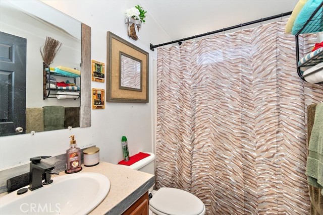 Detail Gallery Image 33 of 43 For 12730 Fir St, Oak Hills,  CA 92344 - – Beds | – Baths