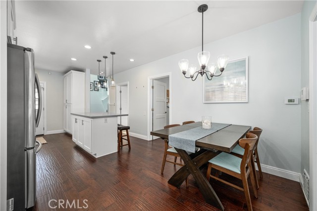 Detail Gallery Image 13 of 35 For 229 Covina, Long Beach,  CA 90803 - 3 Beds | 2 Baths