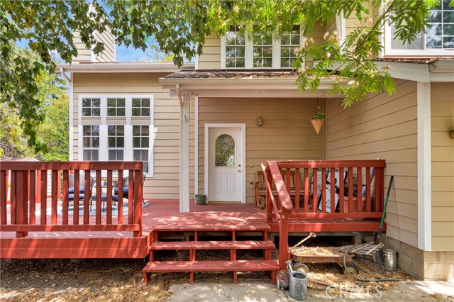 Detail Gallery Image 3 of 30 For 5435 Heath Creek Dr, Wrightwood,  CA 92397 - 3 Beds | 2/1 Baths