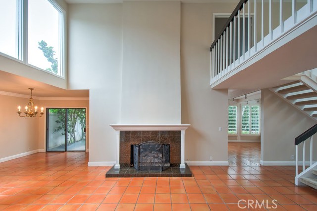 5021 Corkwood Lane, Irvine CA: https://media.crmls.org/medias/19215147-1087-4c17-8514-89dbe0ac4c29.jpg