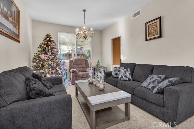 Detail Gallery Image 3 of 23 For 42519 Cinnabar Ct, Lancaster,  CA 93536 - 4 Beds | 3 Baths