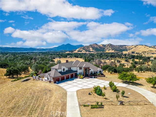 Detail Gallery Image 3 of 53 For 2511 State Highway 53, Clearlake,  CA 95422 - 4 Beds | 6 Baths