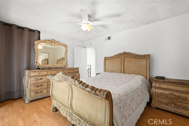 Detail Gallery Image 14 of 25 For 429 E Providencia #B,  Burbank,  CA 91501 - 2 Beds | 1/1 Baths