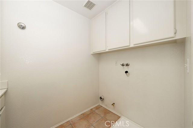 Detail Gallery Image 17 of 28 For 10 Lazurite, Rancho Santa Margarita,  CA 92688 - 4 Beds | 3 Baths