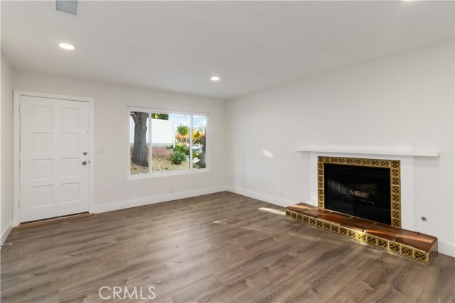 2453 Los Feliz, Thousand Oaks CA: https://media.crmls.org/medias/1925a50d-5103-4c32-9231-5b697766e667.jpg