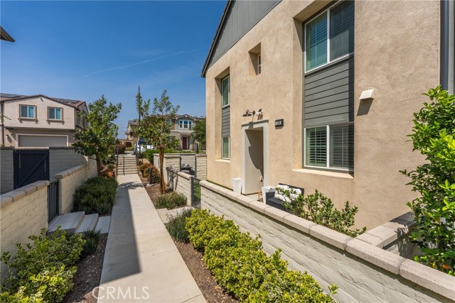 3645 E Delight Paseo, Ontario CA: https://media.crmls.org/medias/19265d99-a239-4da0-ac05-6d240e255085.jpg