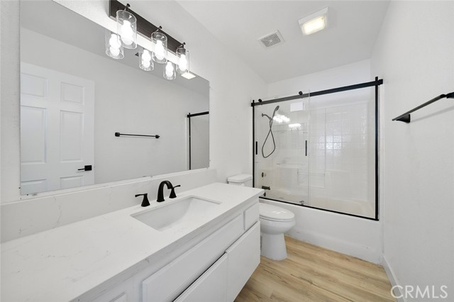 Detail Gallery Image 11 of 29 For 27551 Eastwind Dr, Corona,  CA 92883 - 3 Beds | 2 Baths