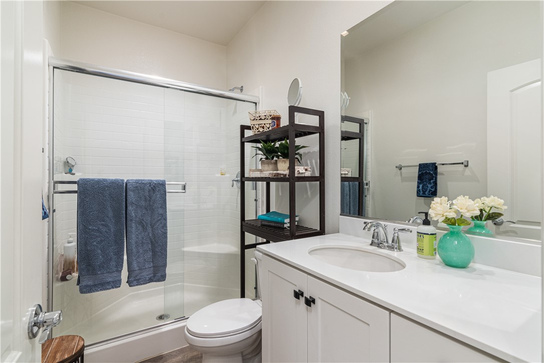 Detail Gallery Image 10 of 38 For 29597 Bison Rd, Winchester,  CA 92596 - 4 Beds | 3/1 Baths