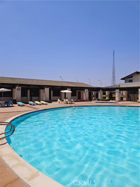 Detail Gallery Image 30 of 41 For 19009 S Laurel Park Rd #295,  Rancho Dominguez,  CA 90220 - 3 Beds | 2 Baths